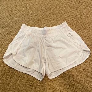 Lululemon Tracker Low-Rise Lined Short 4”